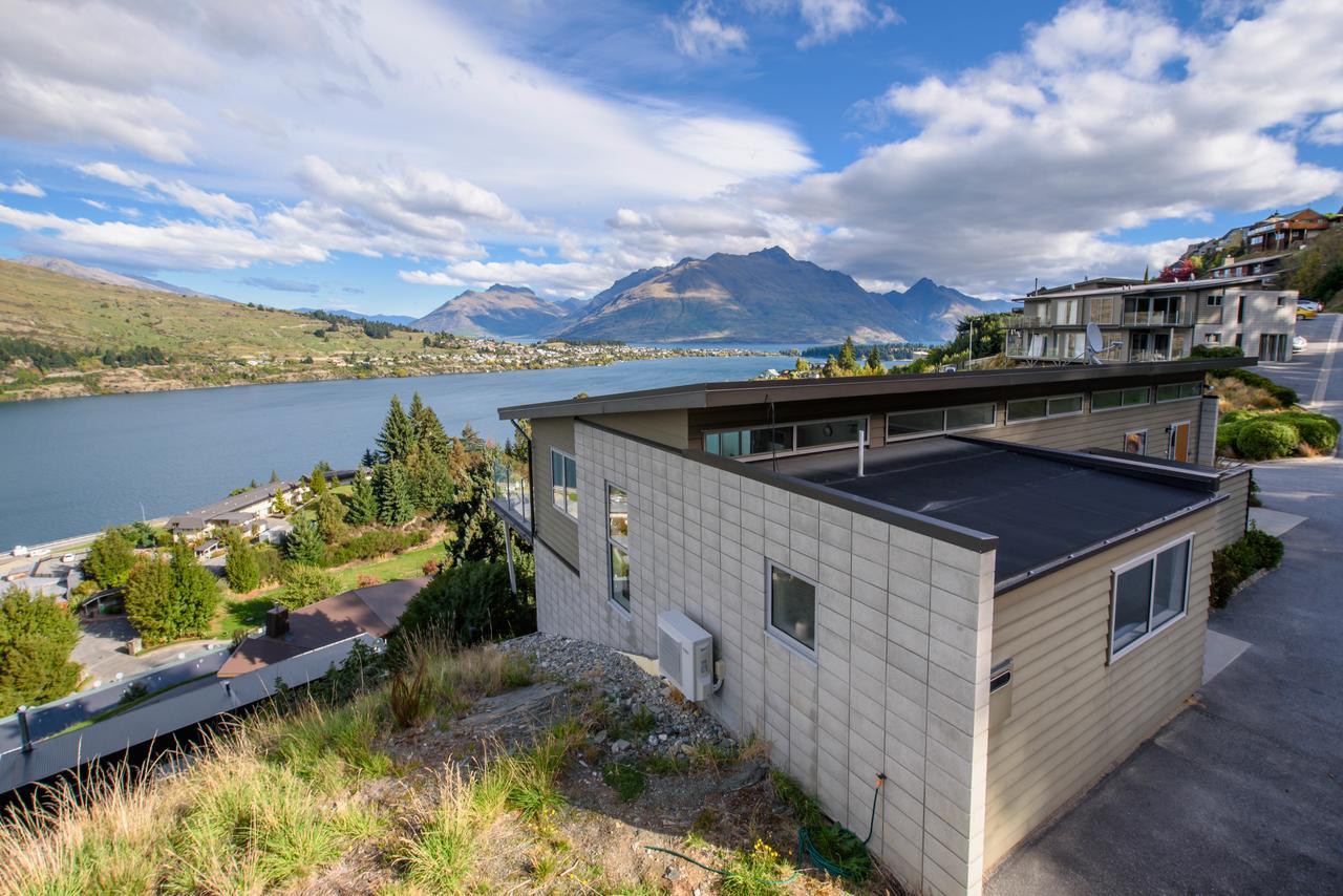 Contemporary Hilltop Abode Queenstown Exterior photo