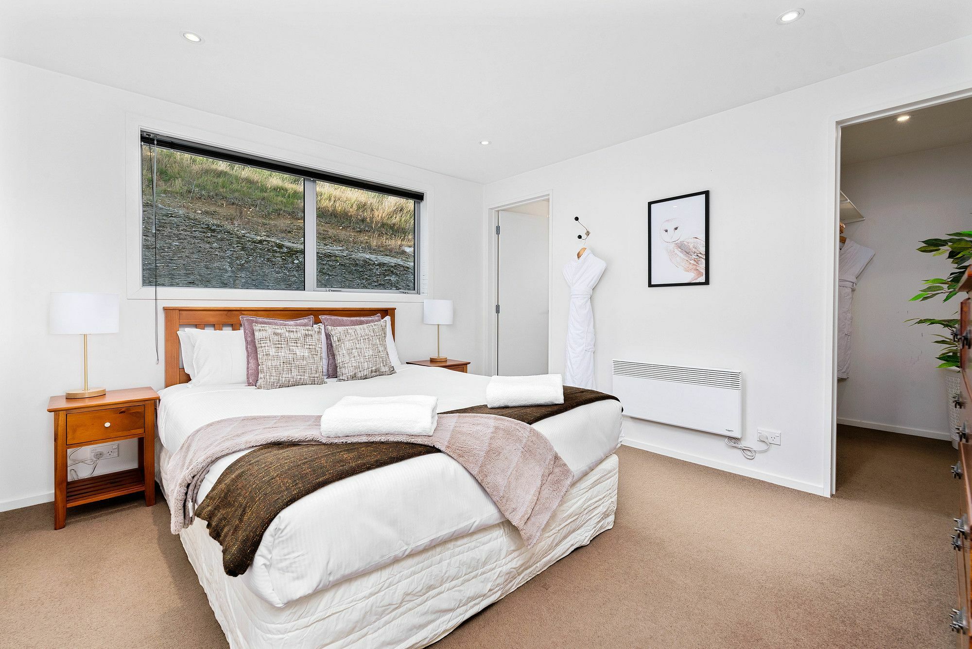 Contemporary Hilltop Abode Queenstown Exterior photo